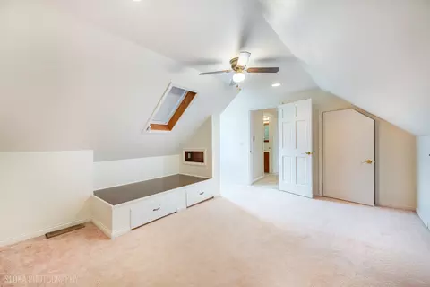 Bedroom - 508 Crest Dr, Cary, IL 60013 photo 6 of 9