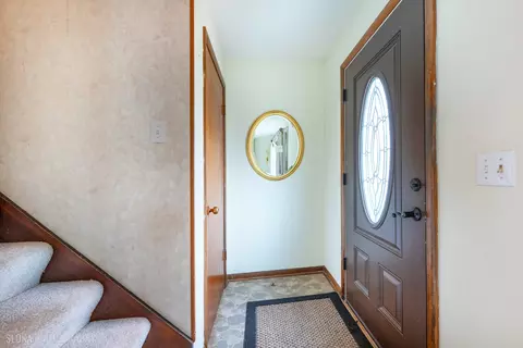 Entry Way - 508 Crest Dr, Cary, IL 60013 photo 1 of 1