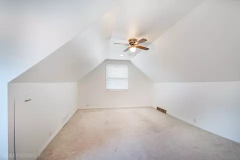 Bedroom - 508 Crest Dr, Cary, IL 60013 photo 3 of 9