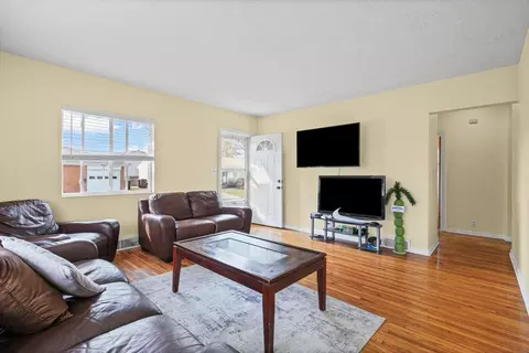 Other - 8 University Ct, Normal, IL 61761 photo 2 of 9