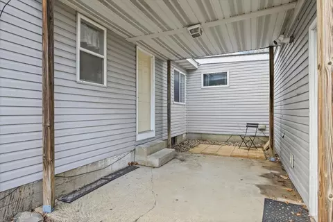 Exterior - 8 University Ct, Normal, IL 61761 photo 2 of 3