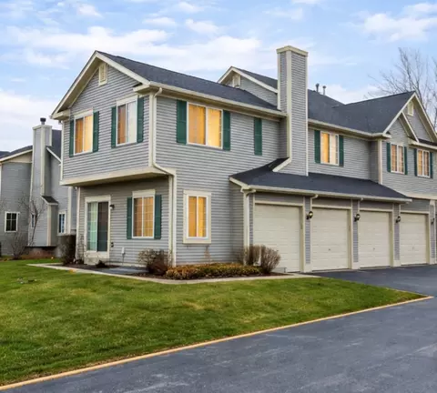 308 Windsor Ct #C, South Elgin, IL 60177