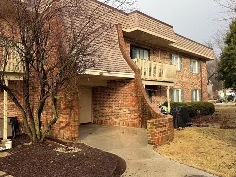 6 S010 Steeple Run Dr #2D, Naperville, IL 60540