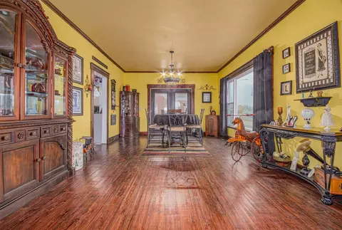 Dining - 433 E Main St, Salem, IL 62881 photo 1 of 1