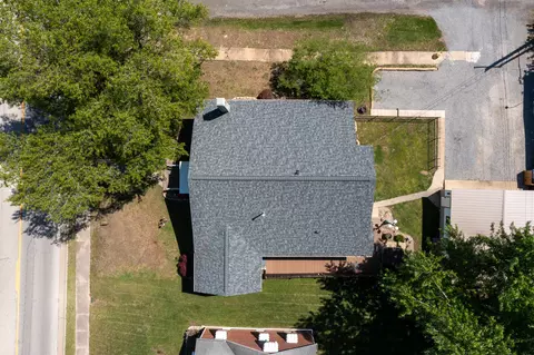 View/Area - 433 E Main St, Salem, IL 62881 photo 3 of 5