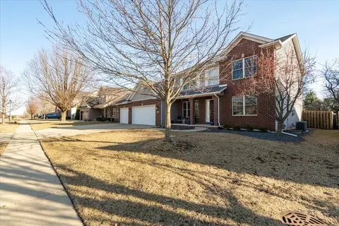 Exterior - 801 Balsam Rd, Normal, IL 61761 photo 2 of 10