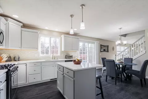 Kitchen - 801 Balsam Rd, Normal, IL 61761 photo 2 of 4