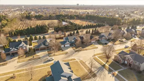 View/Area - 801 Balsam Rd, Normal, IL 61761 photo 9 of 10