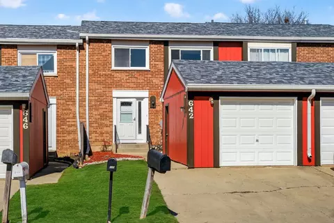 642 Sundance Dr, Bolingbrook, IL 60440