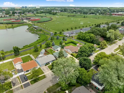 View/Area - 200 W Jeffery Ave, Wheeling, IL 60090 photo 1 of 4