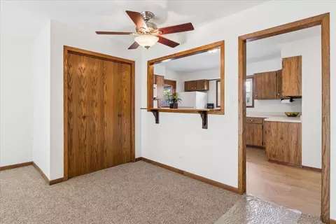 Entry Way - 200 W Jeffery Ave, Wheeling, IL 60090 photo 1 of 1