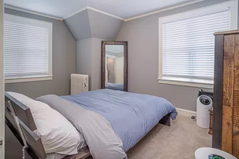 Bedroom - 728 Howard St, Wheaton, IL 60187 photo 3 of 4