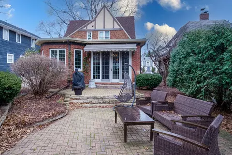 Exterior - 728 Howard St, Wheaton, IL 60187 photo 2 of 4