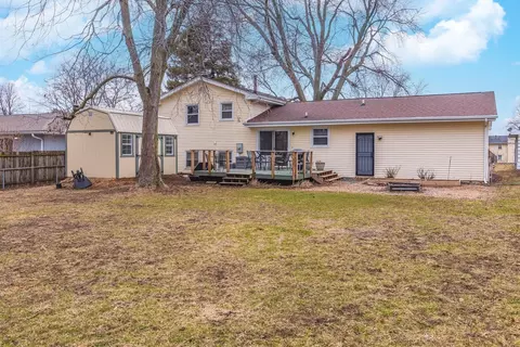Exterior - 1409 Hanson Dr, Normal, IL 61761 photo 8 of 11