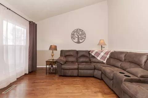 Living - 1409 Hanson Dr, Normal, IL 61761 photo 2 of 3