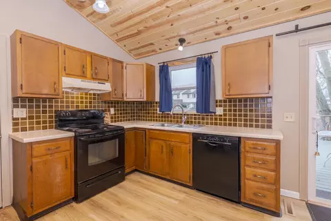 Kitchen - 1409 Hanson Dr, Normal, IL 61761 photo 2 of 3