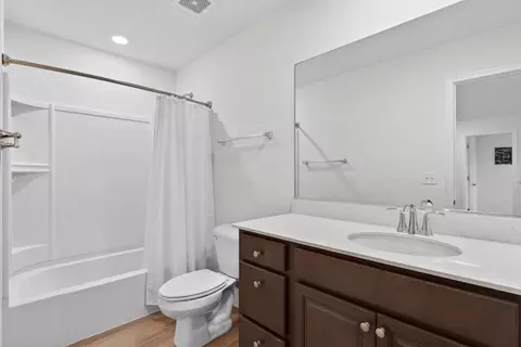 Entry Way - 1818 Chandolin Ct, Elgin, IL 60124 photo 6 of 6