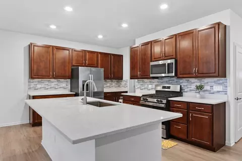 Kitchen - 1818 Chandolin Ct, Elgin, IL 60124 photo 7 of 7