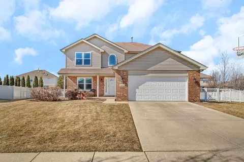 24450 Arrowhead Dr, Manhattan, IL 60442