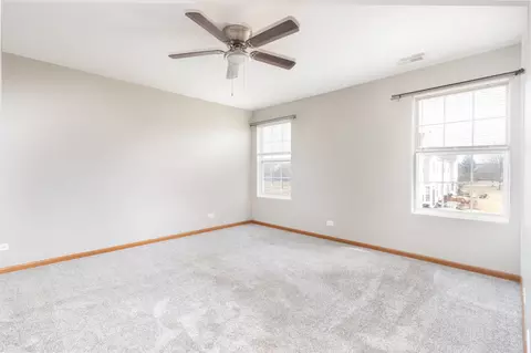 Bedroom - 2722 Evergreen Cir, Mchenry, IL 60050 photo 3 of 4