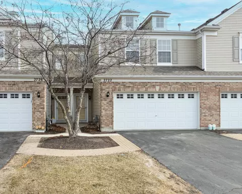 2722 Evergreen Cir, Mchenry, IL 60050