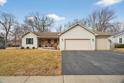 630 W Church St, Sheridan, IL 60551