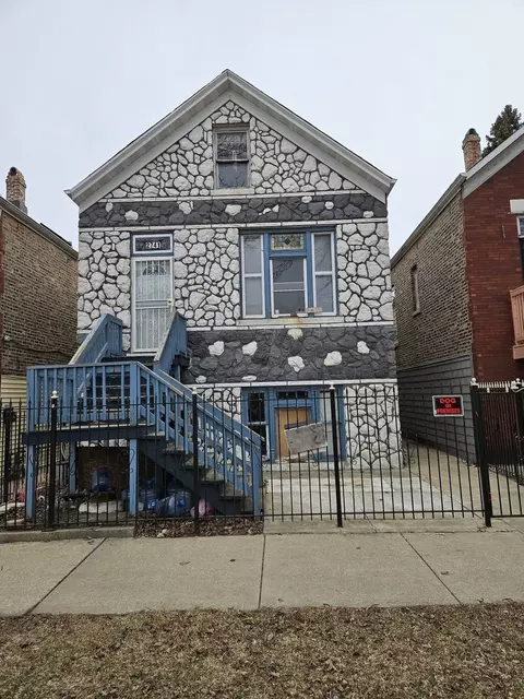 2741 S Avers Ave, Chicago, IL 60623