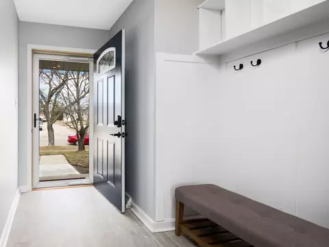 Entry Way - 825 Concord Ln, Hoffman Estates, IL 60192 photo 1 of 1