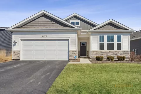 6418 Aspen Ln, Wonder Lake, IL 60097