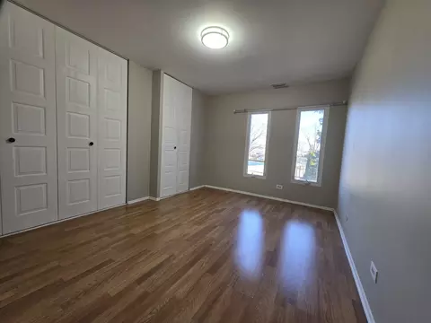 Bedroom - 1550 Sandpebble Dr #209, Wheeling, IL 60090 photo 3 of 3