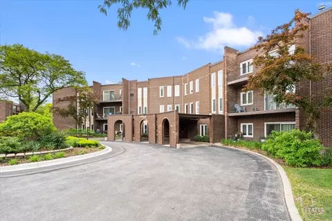 1550 Sandpebble Dr #209, Wheeling, IL 60090
