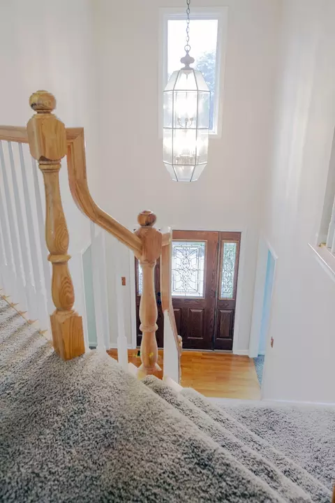 Entry Way - 2705 Colonial Dr, Elgin, IL 60124 photo 4 of 4