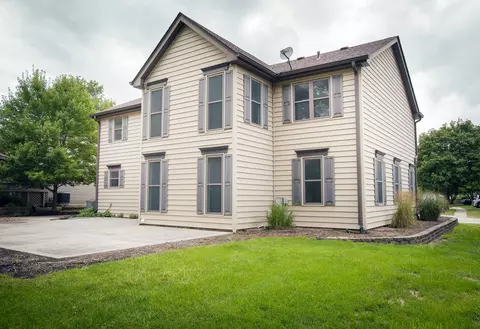 Exterior - 2705 Colonial Dr, Elgin, IL 60124 photo 2 of 9