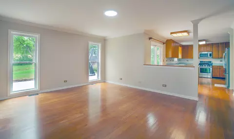 Living - 2705 Colonial Dr, Elgin, IL 60124 photo 2 of 5