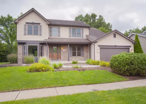 Exterior - 2705 Colonial Dr, Elgin, IL 60124 photo 4 of 9