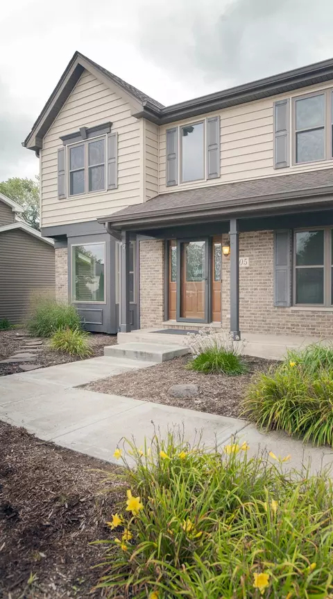 Exterior - 2705 Colonial Dr, Elgin, IL 60124 photo 8 of 9
