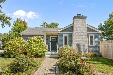 2347 Oak Ave, Northbrook, IL 60062