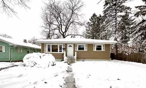 2720 Gilboa Ave, Zion, IL 60099