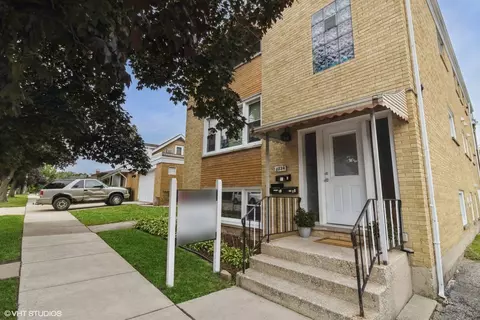 8824 Cherry Ave, River Grove, IL 60171