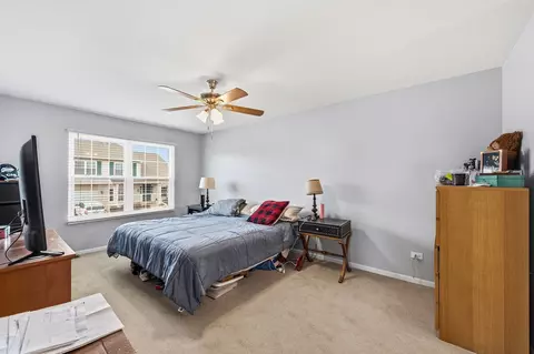 Bedroom - 1424 Root St, Crest Hill, IL 60403 photo 3 of 4