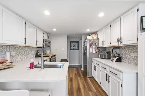 Kitchen - 1424 Root St, Crest Hill, IL 60403 photo 1 of 2