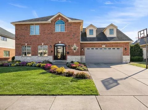 159 Edgemont Ln, Park Ridge, IL 60068