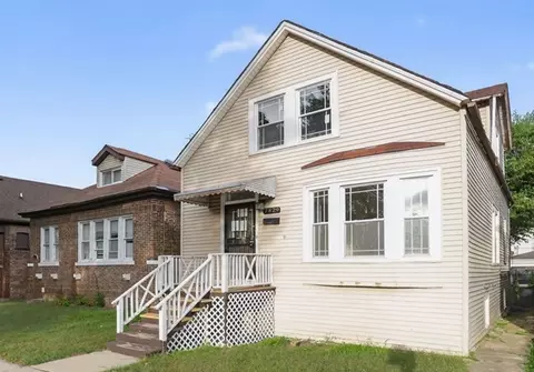 Exterior - 7829 S Champlain Ave, Chicago, IL 60619 photo 2 of 2