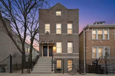 1852 W 17 St, Chicago, IL 60608