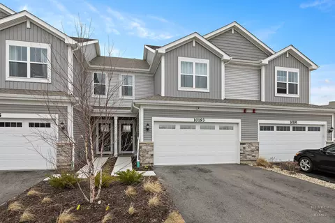 10193 Mcmahon Way, Huntley, IL 60142