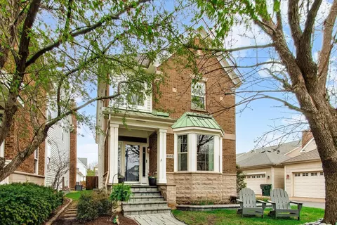 2151 Mint Ln, Glenview, IL 60026