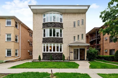 8729 W Summerdale Ave, Chicago, IL 60656