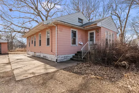 3222 22nd Ave, Rock Island, IL 61201