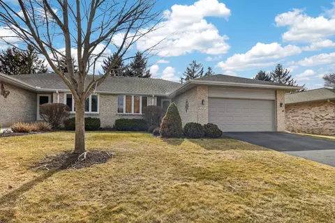 6547 Stonehill Way #88B, Rockford, IL 61108