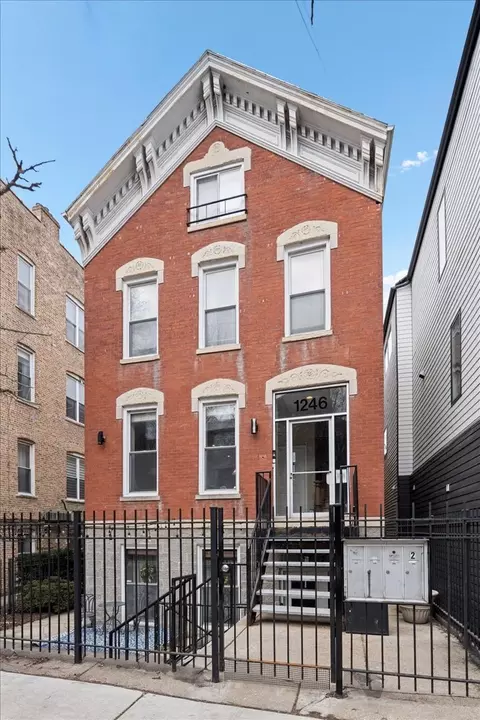 1246 N Paulina St #1, Chicago, IL 60622
